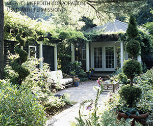 Patio Privacy Inspiration to Help Create a Perfect Outdoor Getaway - bhgrelife.com