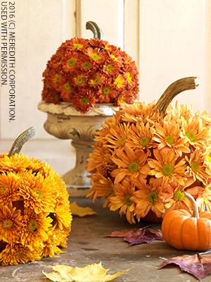 bhgrelife.com - Thanksgiving Decorating That’s Inspired by Nature