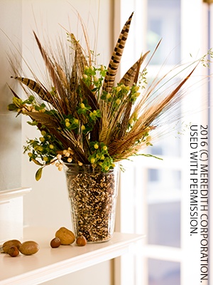 bhgrelife.com - Thanksgiving Decorating That’s Inspired by Nature